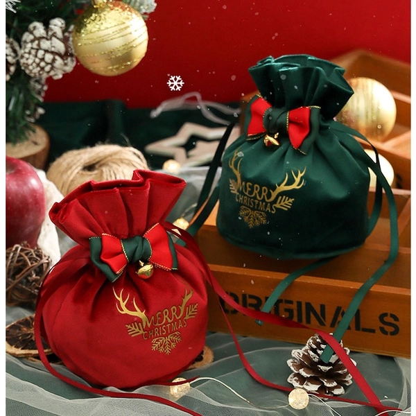 Secret Santa gift idea - wrap it with Christmas drawstring bags