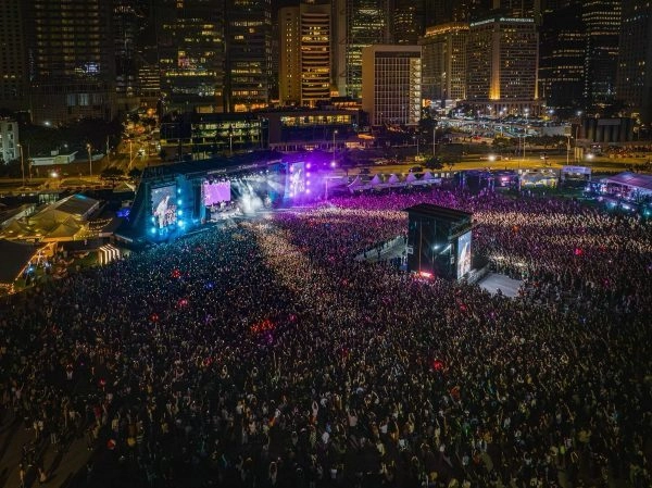 Clockenflap music festival in asia