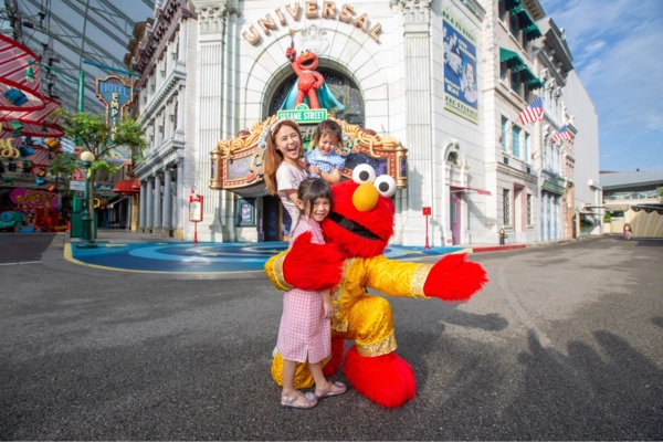 Universal Studios Singapore - children's activities december singapore