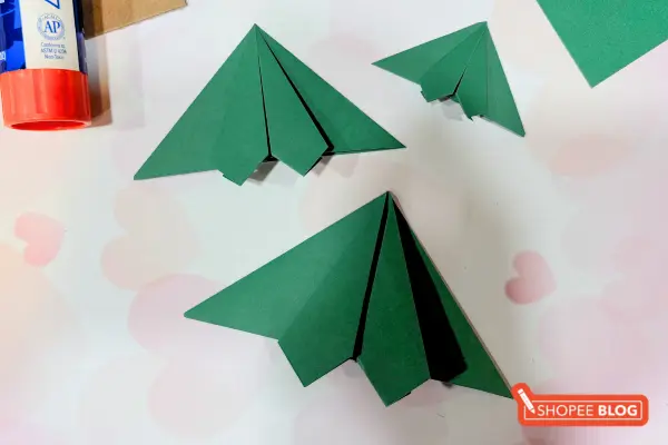 DIY Christmas card ideas Singapore - Origami Tree Card Step 7