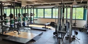 24-hour gym in singapore: anytime fitness bukit panjang outlet, featuring the powerlifting zone