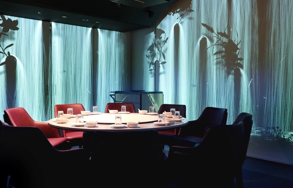 Haidilao private dining room with futuristic theme