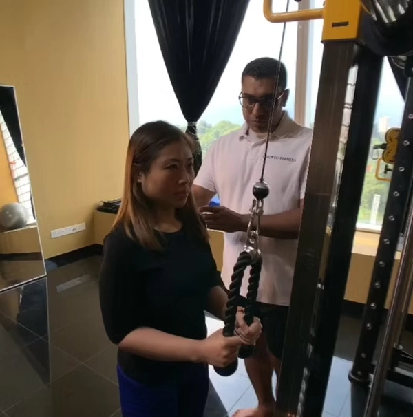 Ubuntu Fitness conduct personal training in their exclusive private studio at Clarke Quay