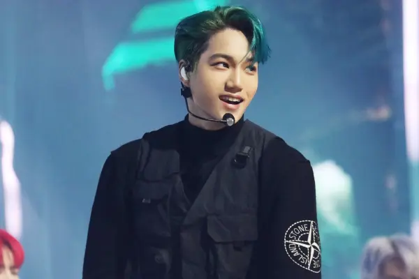 best hair colours for neutral skin tone asians - metallic mermaid green