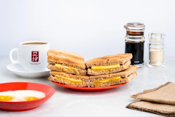 ya kun kaya toast best snacks in singapore