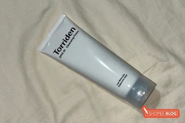 best Korean skincare product: Torriden DIVE IN Cleansing Foam