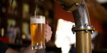11 best sports bars in singapore to cheer on your favourite teams