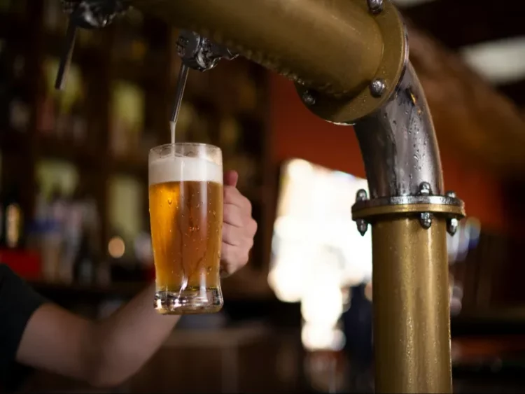11 best sports bars in singapore to cheer on your favourite teams