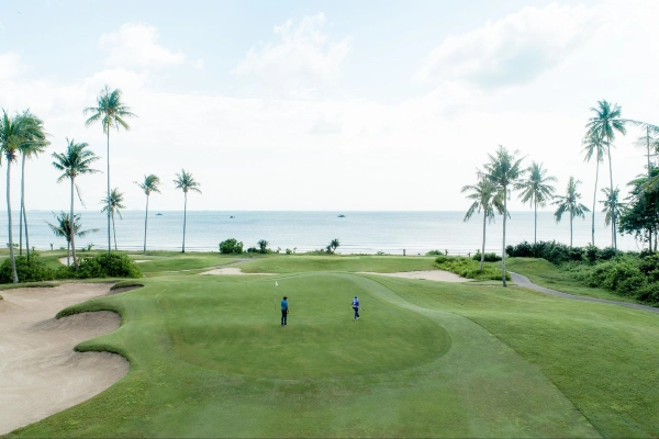 go golfing at one of bintan's award winning courses things to do in bintan