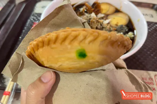 Hong Lim Taro Puff with Tiong Bahru Lor Mee in the background