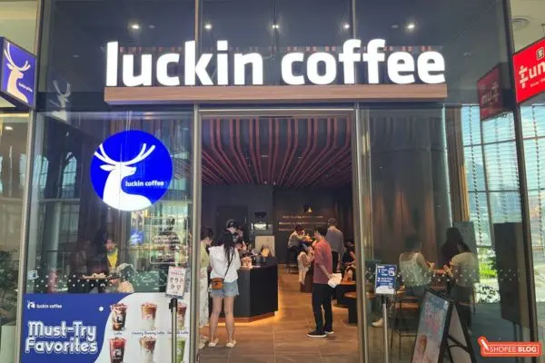 Luckin Coffee at geneo mall singapore