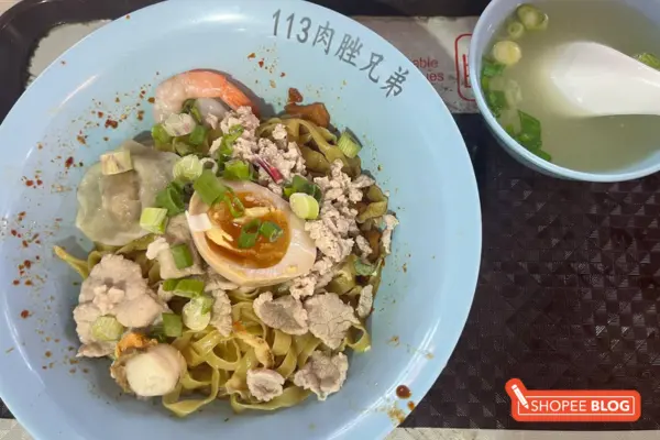good food in old airport road food centre: Seafood Minced Pork Noodles