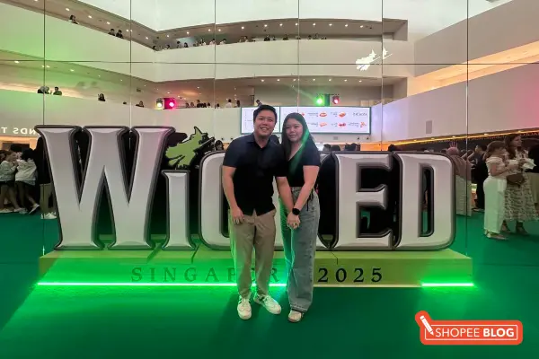photo spot wicked musical