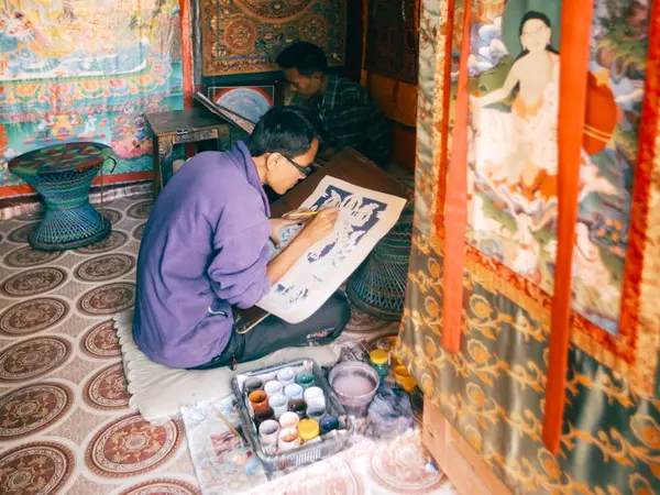 Heritage Thangka painting experience