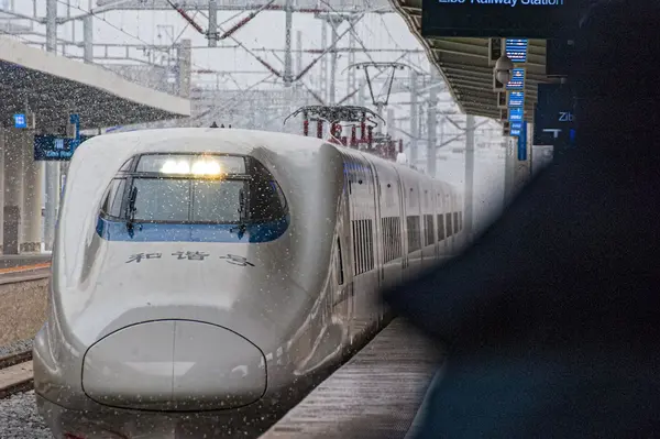 High speed bullet train towards Dali