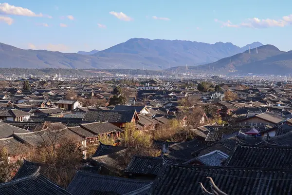 yunnan itinerary: visit Lijiang Old Town