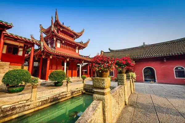 fuzhou tourist attractions: Yongquan Temple