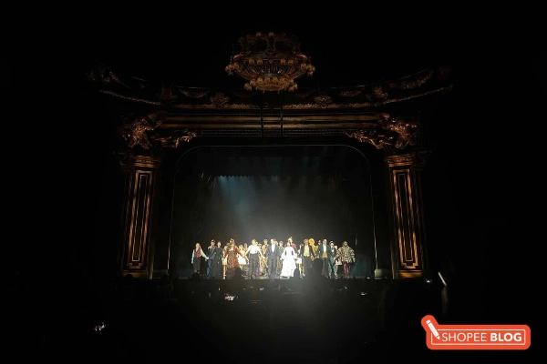 phantom of the opera curtain