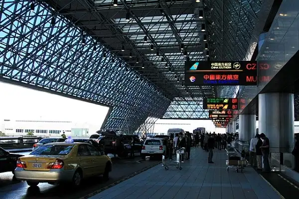 afternoon head back to your hotel to pack and travel to the airport taiwan road trip 