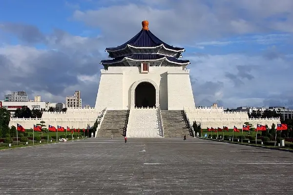 afternoon visit the chiang kai-shek memorial hall taiwan road trip 