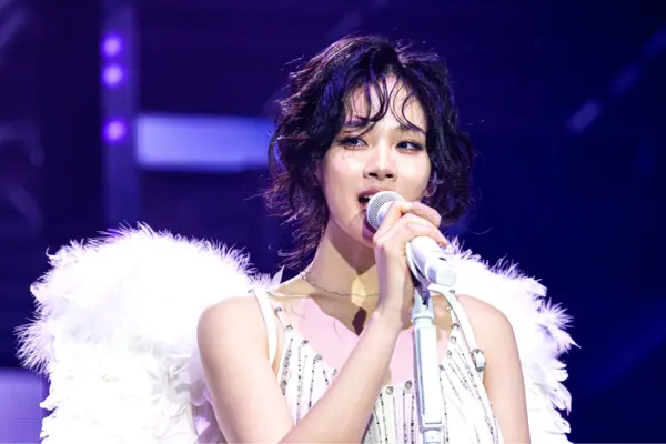 2025 BIBI 1st WORLD TOUR [EVE]