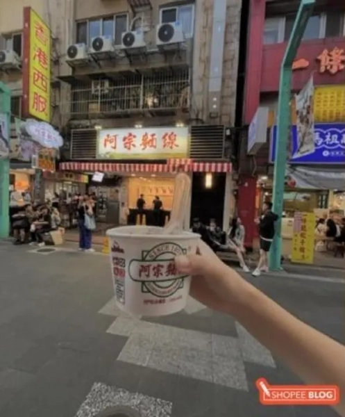 evening and dinner explore ximending to shop till you drop taiwan road trip 