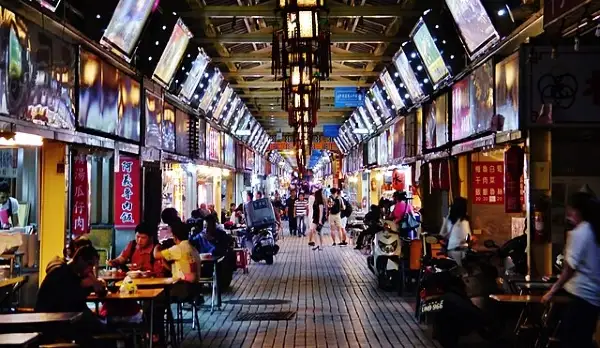 huaxi night market best night markets in taipei