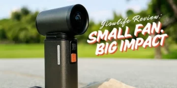 Jisulife review: Ultra1 Handheld Fan outdoors