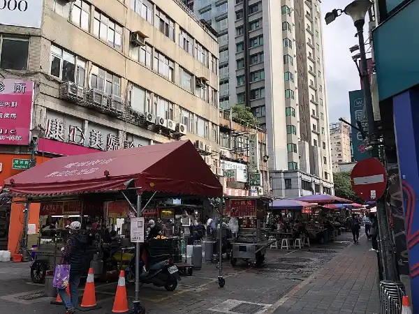 shuangcheng street night market best night markets in taipei