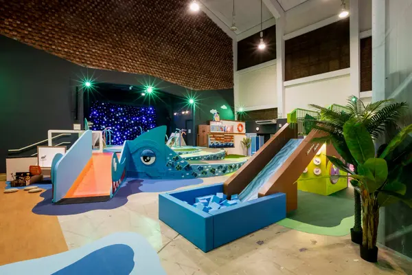where to bring kids: The Artground