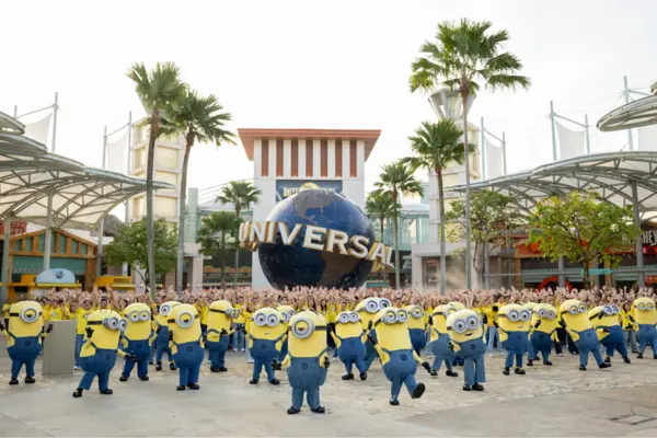 kids activities singapore: take a ride at Universal Studios Singapore
