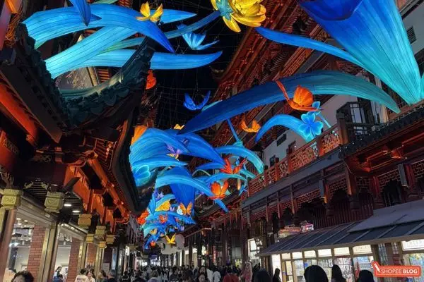 Shanghai itinerary: Yuyuan Bazaar