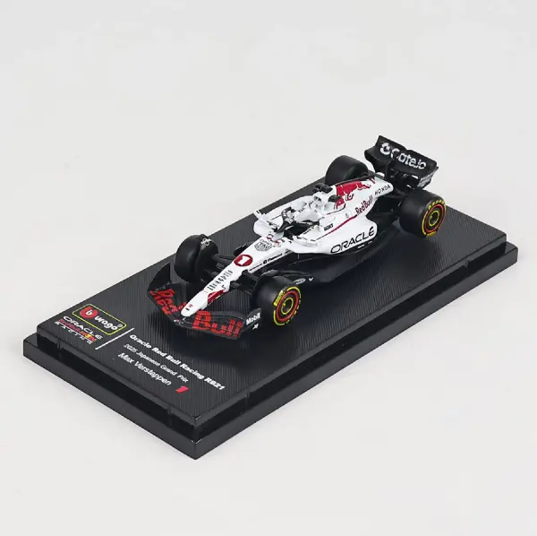 Bburago x Red Bull Racing F1 Team 1 64 Scale 2025 RB21 Verstappen Japanese GP Diecast Model