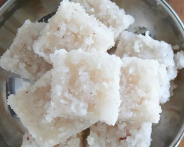 best indian sweets: Coconut Palkova