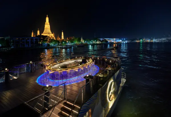 bangkok must see Vertigo Grill & Moon Bar