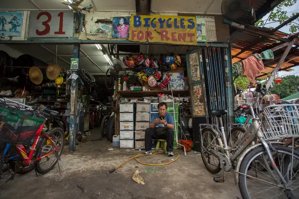 Pulau Ubin essentials bike rental shop, etc. guide