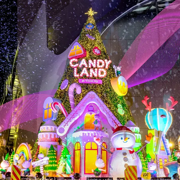 Where To Go For Christmas In Singapore: “Snow” in the Tropics: Faux Snowfall Experiences