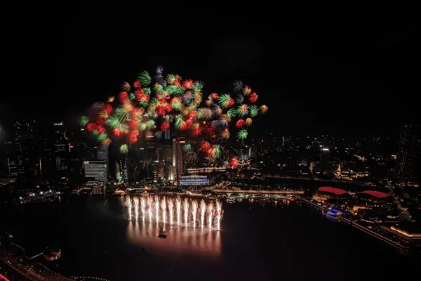 relaxing places in singapore Esplanade Roof Terrace