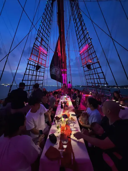 Things to do this Mother's Day weekend Singapore - Royal Albatross Mother's Day Sail